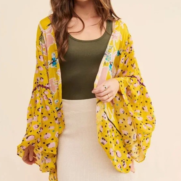 Anthropologie Jackets & Blazers - 👘ANTHROPOLOGIE Floral Yellow Kimono, One Size